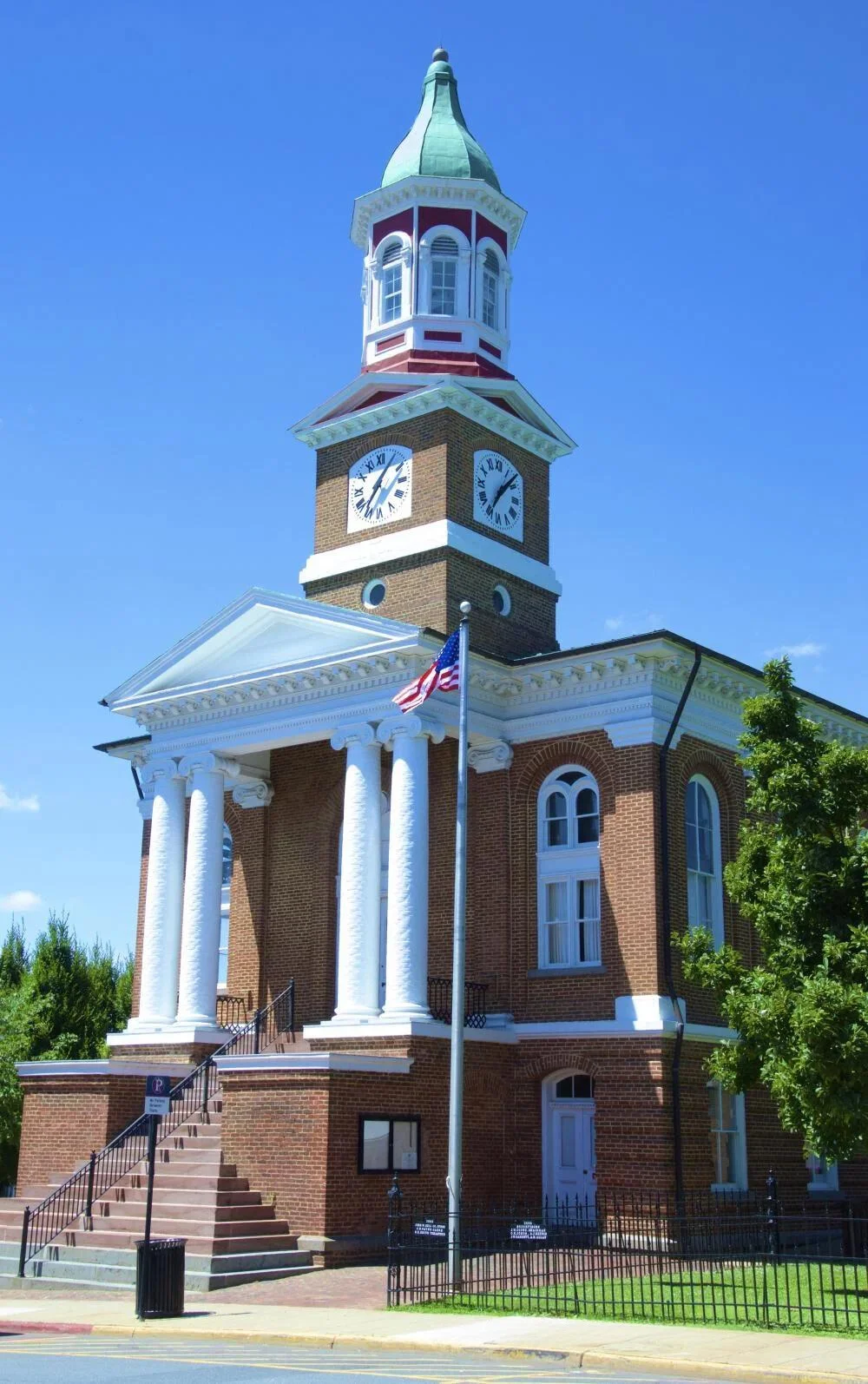 Country Court Culpeper, VA