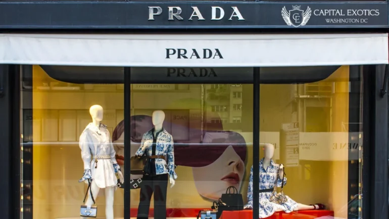 Prada Outlet