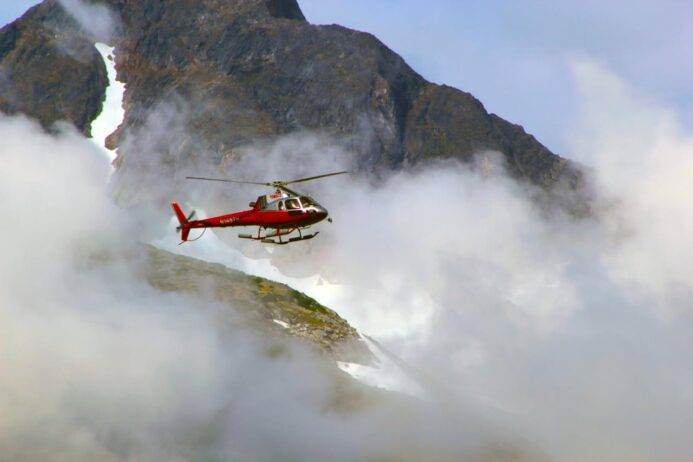 choose a helicopter tour