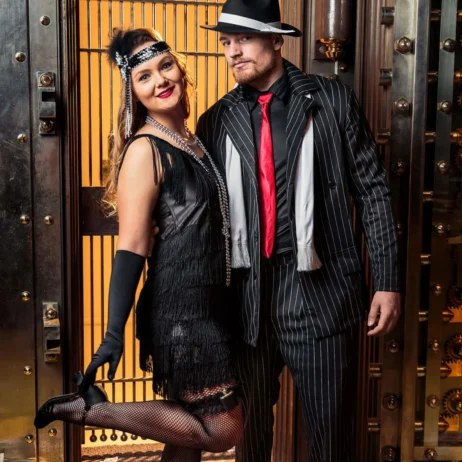 1920s Flapper Chic Halloween party idea