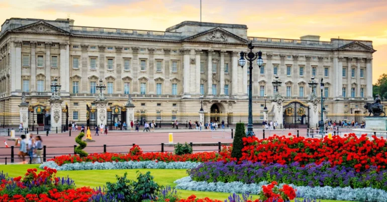 Buckingham Palace | Most Expensive House