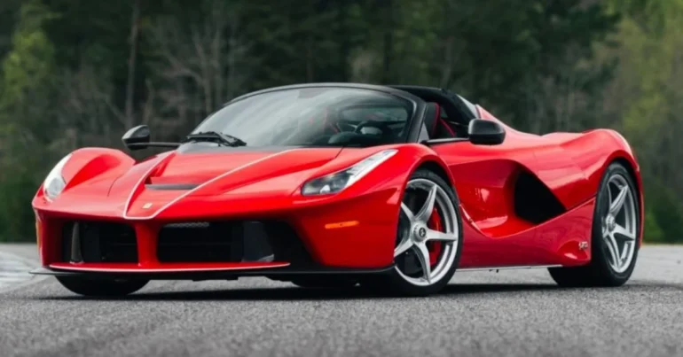 Ferrari LaFerrari Aperta | Exclusive Car