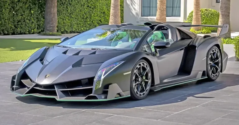 Lamborghini Veneno Roadster | World's Expensive Cars