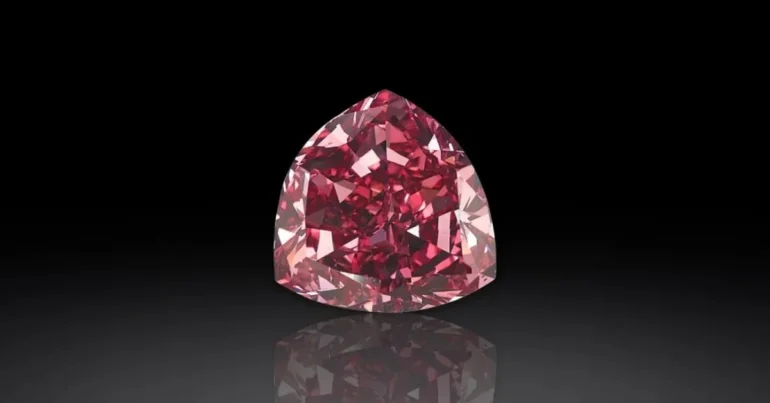 Moussaieff Red Diamond