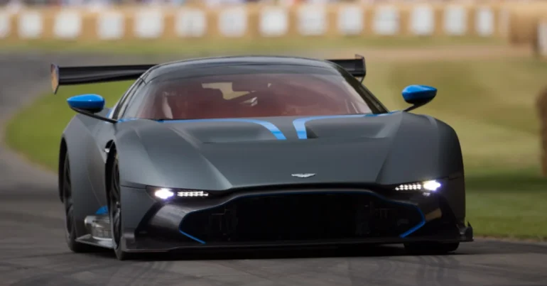 2015 Aston Martin Vulcan