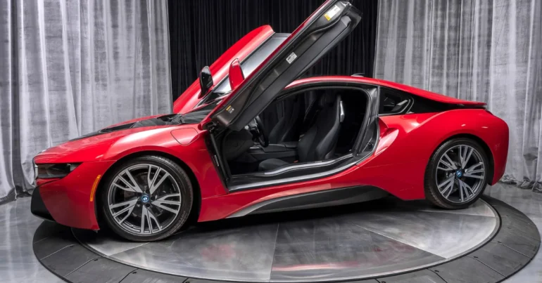 BMW i8 Protonic Red Edition