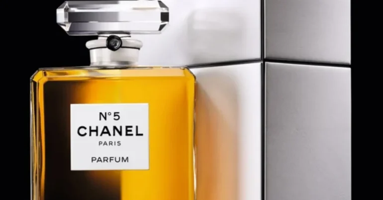 Chanel Grand Extrait Perfume