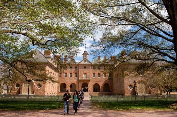 The 5 Best Colleges in Virginia | Capital Exotics