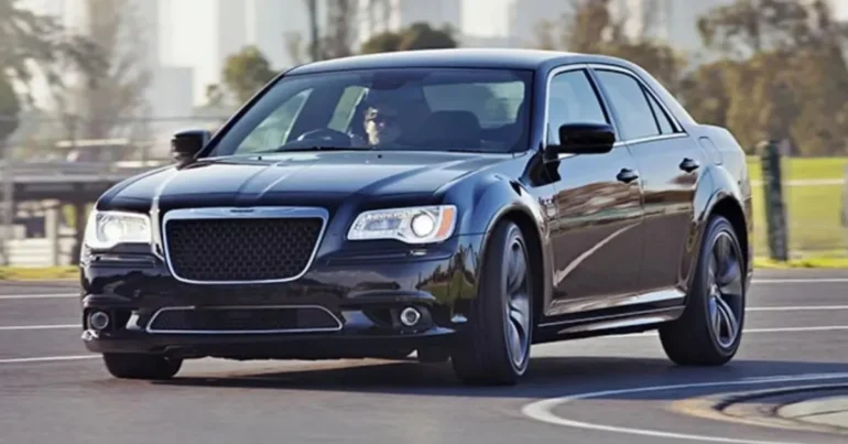 Chrysler 300 SRT8