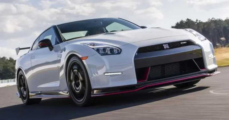 2014 Nissan GT-R Nismo